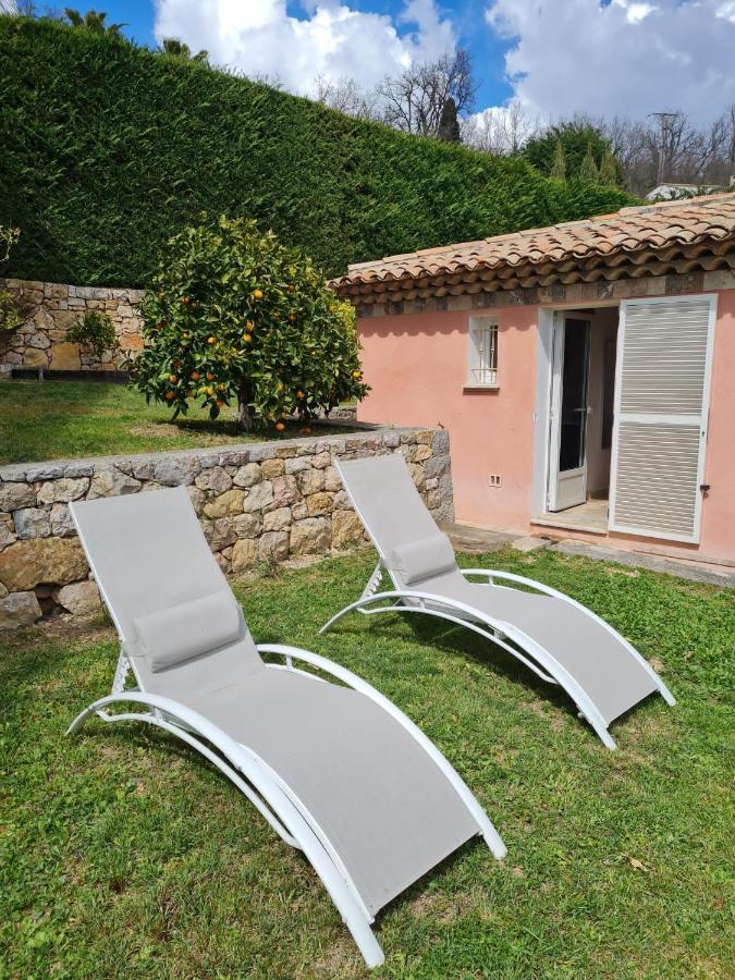 Adorable Maison Independante 30M2 Avec Piscine En Saison Cabris Exterior photo