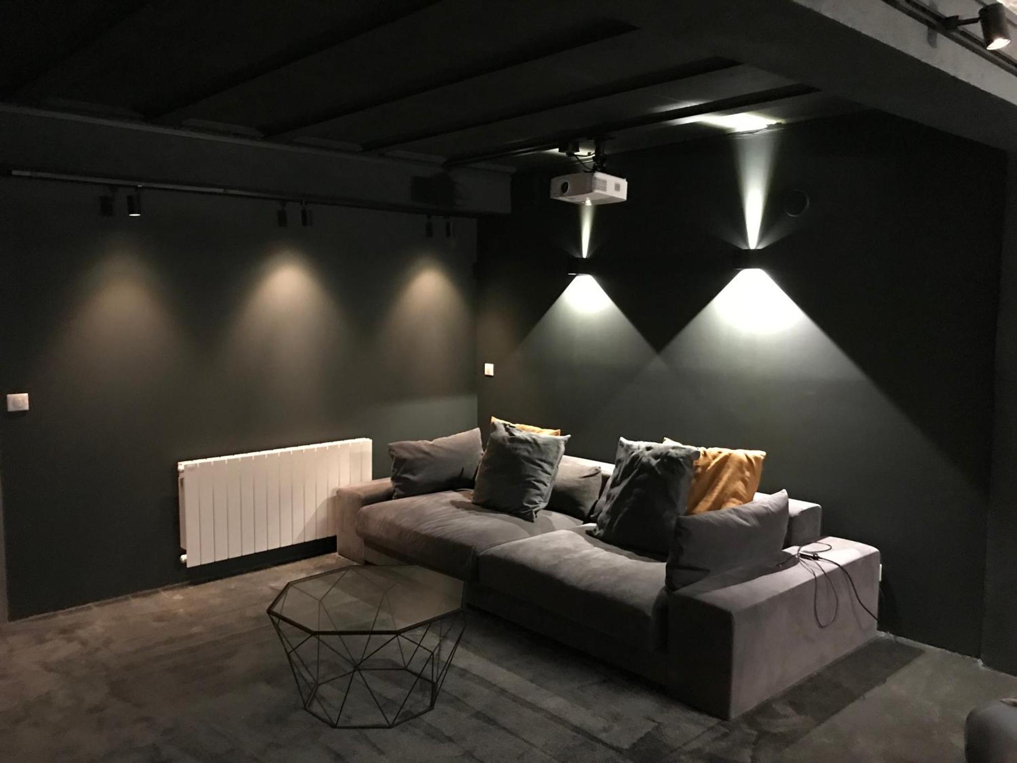 Adorable Maison Independante 30M2 Avec Piscine En Saison Cabris Room photo